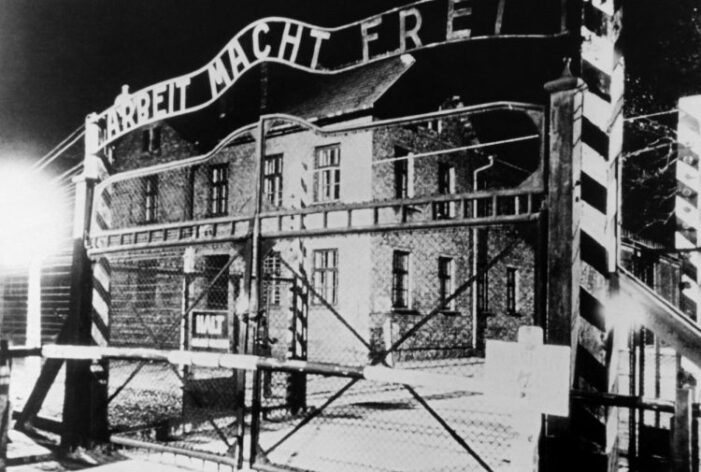 77 de ani de la eliberarea lagărului Auschwitz-Birkenau