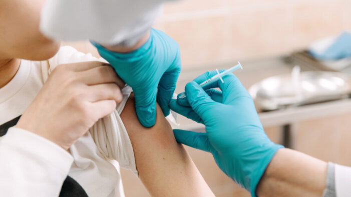 Incepe vaccinarea copiilor cu varste intre 5 si 11 ani