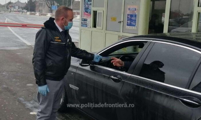Documente false descoperite de poliţiştii de frontieră sătmăreni