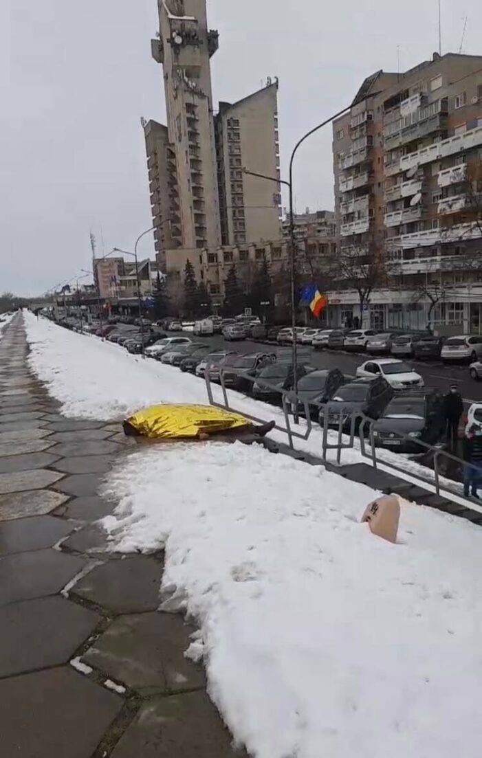 Barbat gasit fara suflare in plin centrul municipiului Satu Mare (Foto)