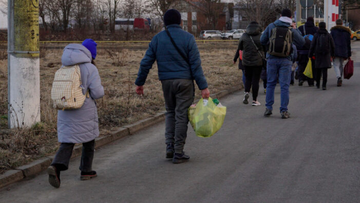 Aproape 100 de ucraineni au depus in judet cereri de acordare a statutului de azilant in Romania