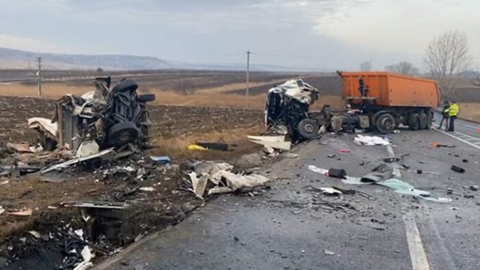 Accident teribil ! 7 morti ! (Foto)