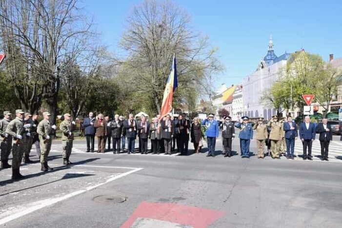 103 ani de la eliberarea Satmarului. Depuneri de coroane (Foto)