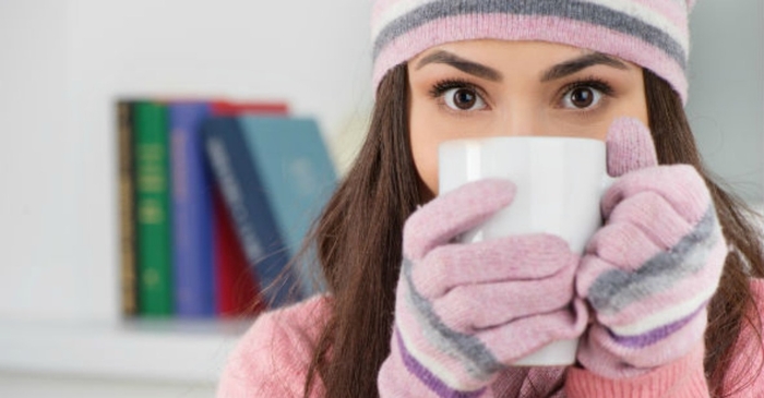 De ce femeile simt frigul mai mult decât bărbații?