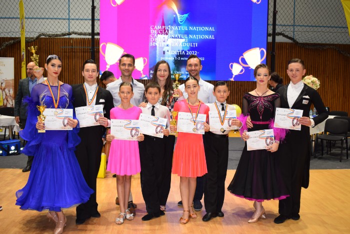 7 medalii pentru Loga Dance School la Campionatul National de Clase (Foto)