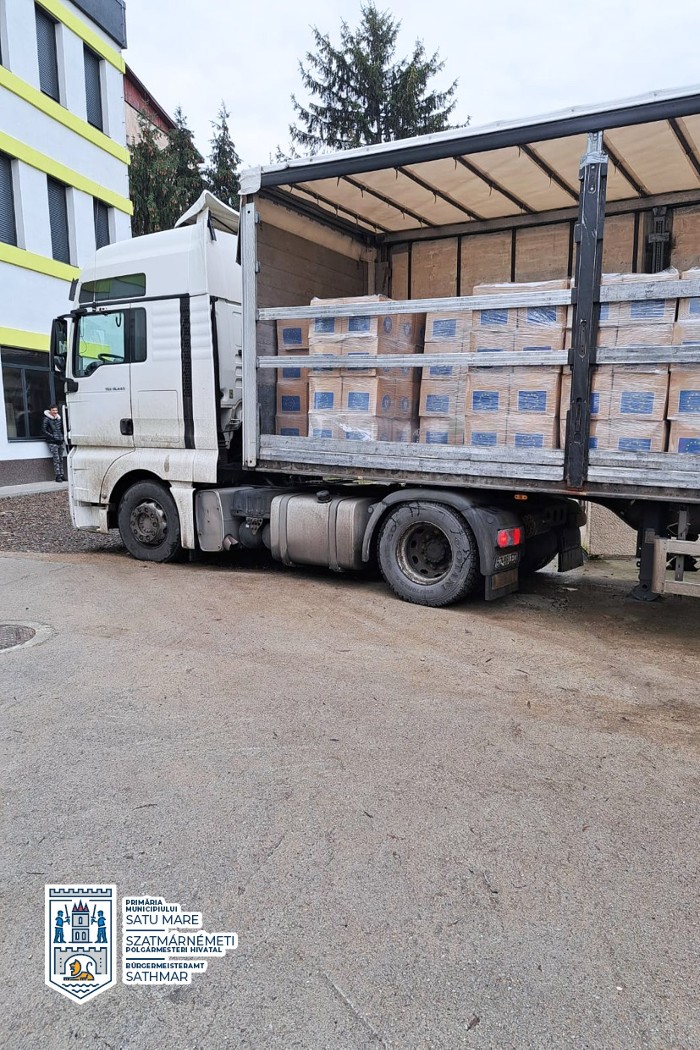 Au sosit pachetele cu produse alimentare