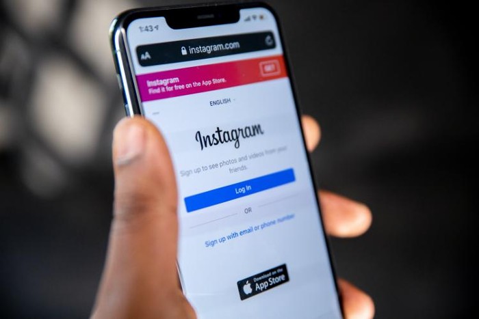 Utilizatorii Instagram pot rămâne fără datele personale