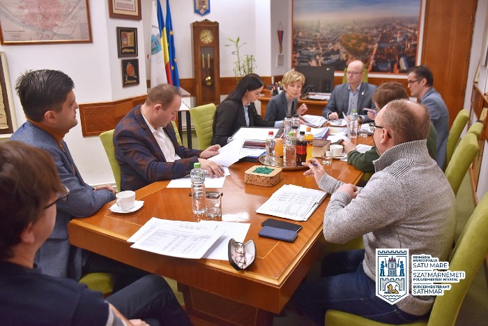 Ședință cu liderii de grup din Consiliul Local Satu Mare pe tema bugetului pe 2023