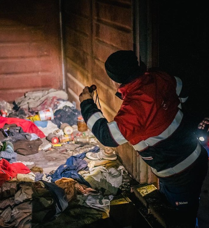 Voluntarii Serviciului de Ajutor Maltez ajută și în nopțile sub zero grade (Foto)