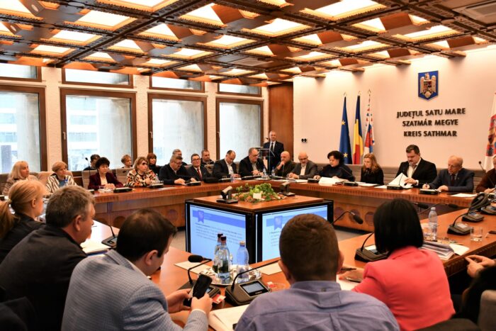 Şedinţă extraordinară la Consiliul Judeţean