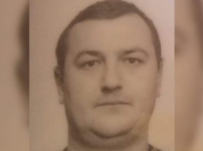 A evadat din arestul la domiciliu