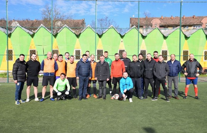 Cupa Prefecturii la minifotbal la prima ediție! (Foto)