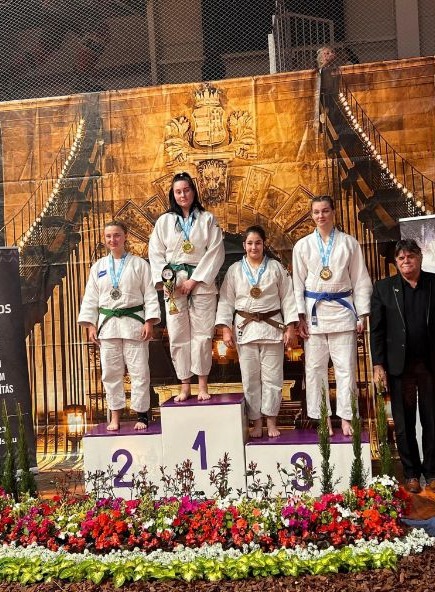 Adina Micaș de la CSM Olimpia, bronz la Budapesta (Foto)