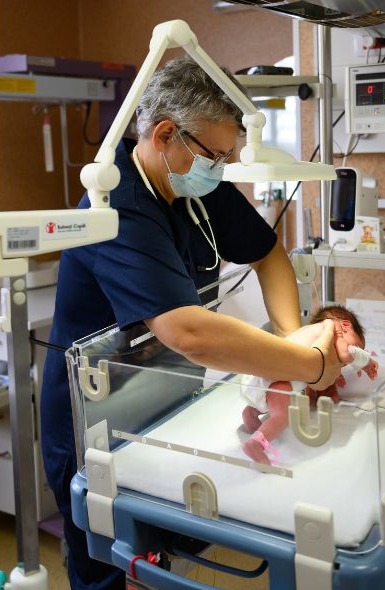 45 de maternitati din ţară, dotate cu echipamente medicale. Satu Mare pe listă