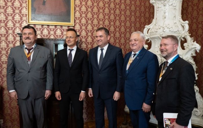 Pataki Csaba s-a întâlnit cu miniştrii din România şi Ungaria (Foto)