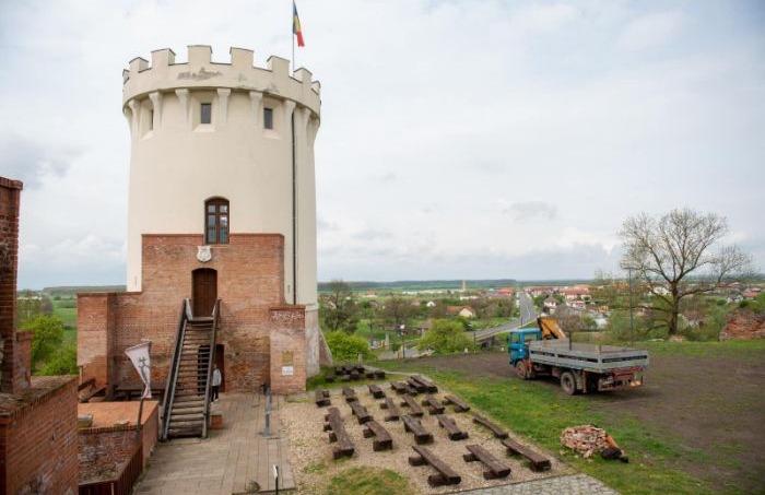 Cetatea din Ardud, în reabilitare. Imagini de la faţa locului (Foto)