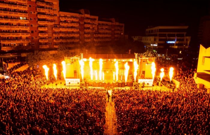 „Fire Show”, aseară, la Zilele Oraşului Satu Mare (Foto) „Fire Show”, aseară, la Zilele Oraşului Satu Mare (Foto)