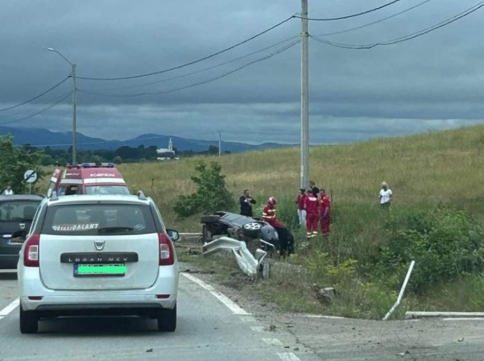 Accident în judeţul vecin. Un sătmărean a suferit leziuni (Foto)