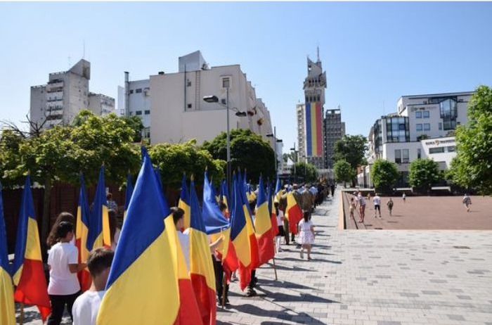 Manifestări dedicate Zilei Drapelului (Foto)