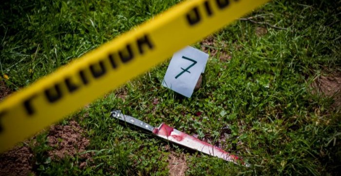 Crimă. O tânără ucisă cu un cuţit (Foto)