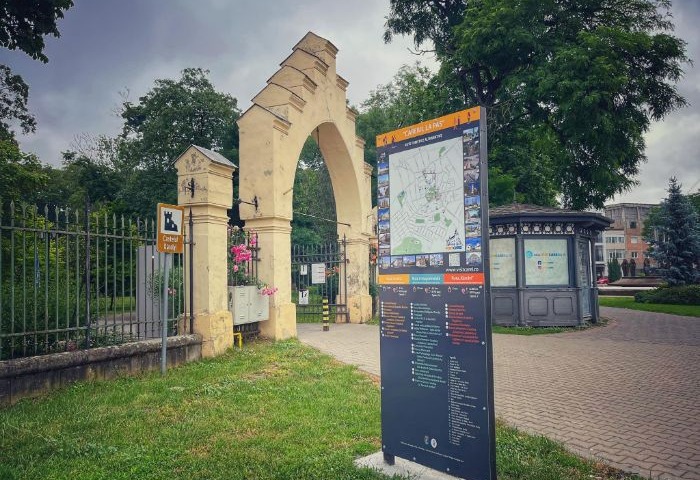 Patru panouri turistice informative întâmpină turiștii în noul sezon, la Carei