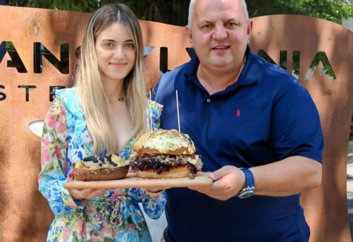 Cel mai scump burger din lume, va fi lansat special pentru Untold (Foto)