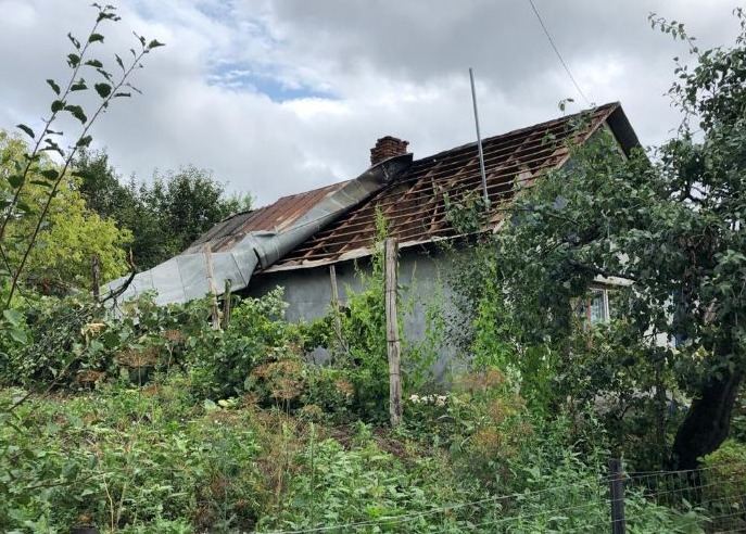 Furtuna a făcut ravagii în judeţ (Foto) Furtuna a făcut ravagii în judeţ (Foto)