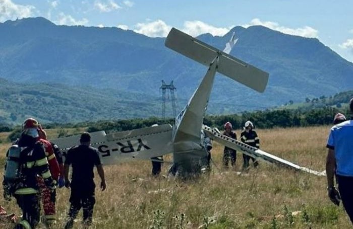 Accident aviatic. Pilotul a murit pe loc (Foto)
