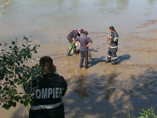 Tanarul care a ajuns cu masina in Somes a fost gasit mort