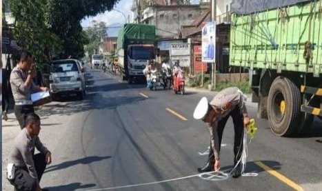 Accident de motocicletă mortal. O doctoriţă în stare gravă (Foto)