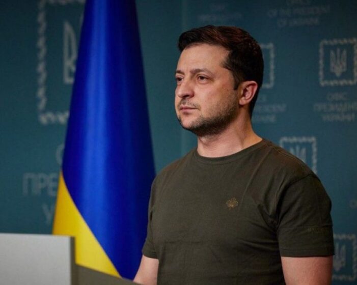 Zelenski vine în România
