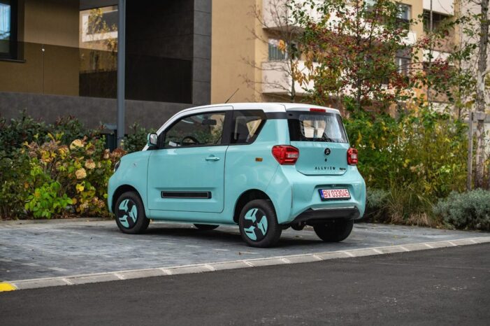 Cea mai ieftină mașină electrică „românească” vine de la Brașov (Foto) Cea mai ieftină mașină electrică „românească” vine de la Brașov (Foto)