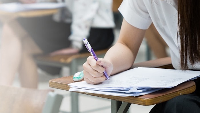 Simularea Evaluării Naționale la Limba și literatura română, desfășurată în 21 de centre din județul Satu Mare