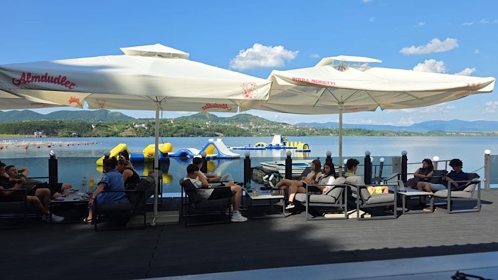 Se redeschide restaurantul de pe Lacul Călinești. Pregătiți-vă de 1 Mai