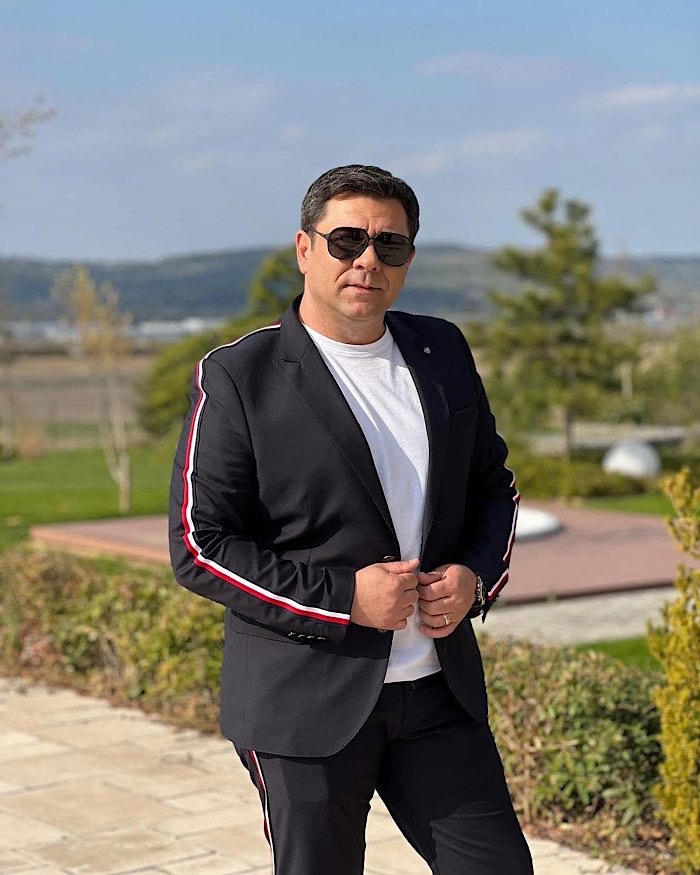 Ghiță Munteanu își sărbătorește azi ziua de naștere! Povestea artistului care a dus numele Sătmarului în întreaga lume