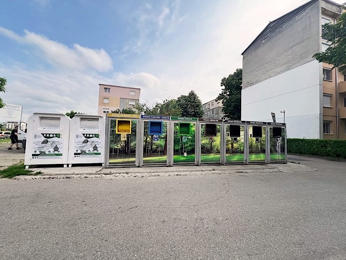 Trei noi puncte de colectare a deșeurilor textile în municipiul Satu Mare