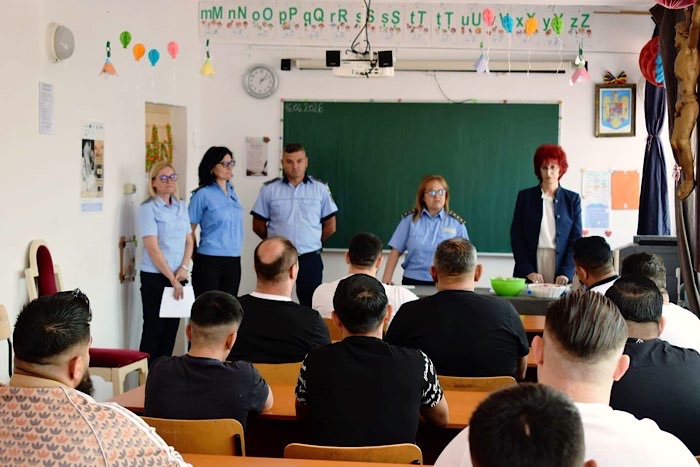 Emoții și diplome la Penitenciarul Satu Mare. Deținuții-elevi au încheiat cu succes anul școlar