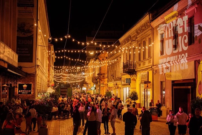 Street Music Festival revine la Satu Mare între 10 și 12 iulie. Peste 100 de spectacole vor anima centrul istoric