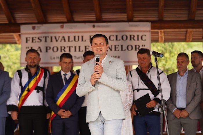 Țara Oașului a răsunat de cântec. Festival spectaculos la „Porțile Zânelor”