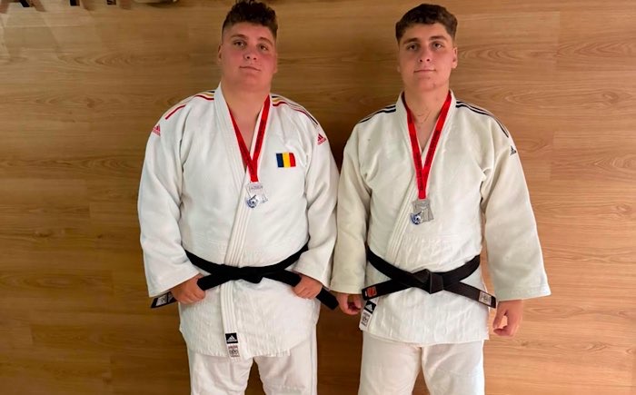 Frații Ilie aduc o nouă medalie pentru Satu Mare. Argint balcanic cu România la Campionatul de Judo